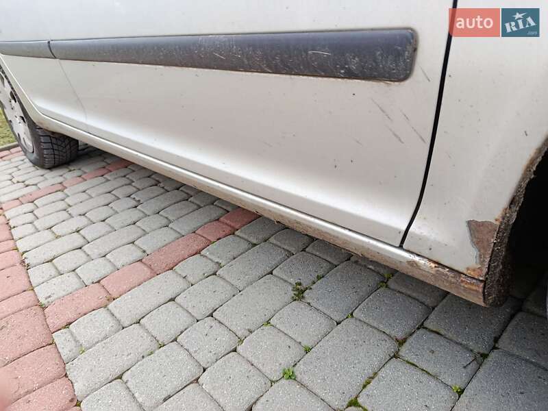 Лифтбек Skoda Octavia 2005 в Иршаве фото 11 Лифтбек Skoda Octavia 2005 в Иршаве