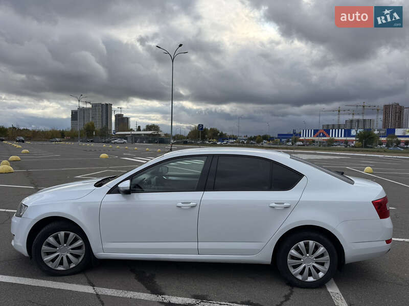Лифтбек Skoda Octavia 2014 в Киеве фото 5 Лифтбек Skoda Octavia 2014 в Киеве