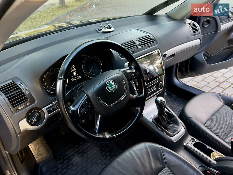Универсал Skoda Octavia 2010 в Дрогобыче