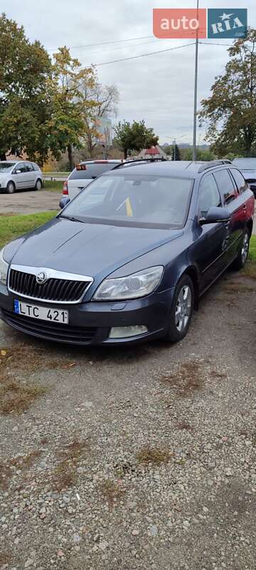 Универсал Skoda Octavia 2009 в 