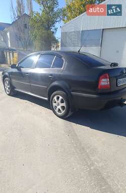 Лифтбек Skoda Octavia 2009 в 