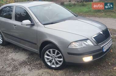 Лифтбек Skoda Octavia 2008 в 
