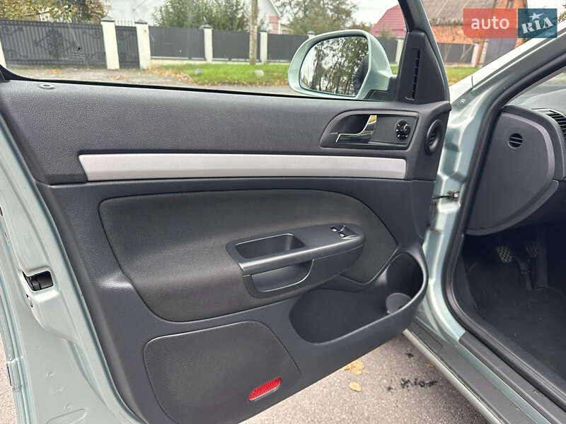 Универсал Skoda Octavia 2012 в Виннице