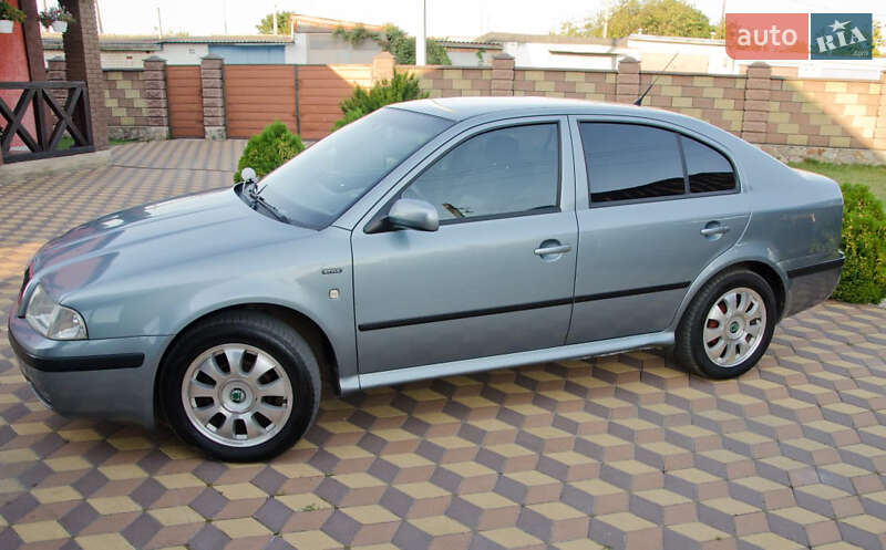 Лифтбек Skoda Octavia 2004 в Нежине