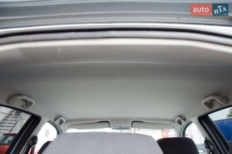 Лифтбек Skoda Octavia 2004 в Нежине