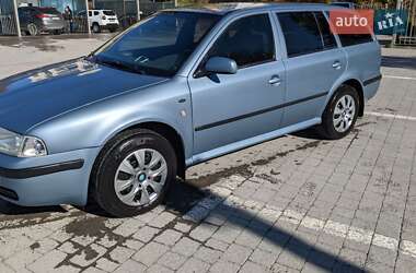 Универсал Skoda Octavia 2002 в  фото 8 Универсал Skoda Octavia 2002 в