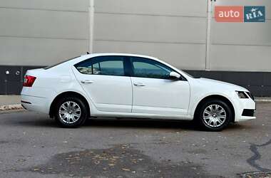 Лифтбек Skoda Octavia 2019 в 