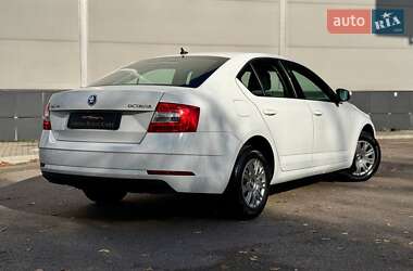 Лифтбек Skoda Octavia 2019 в 