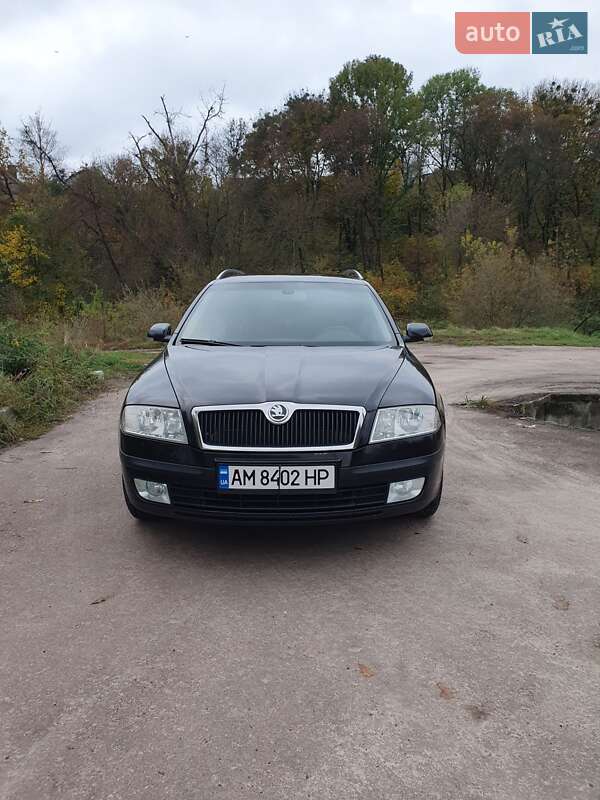 Універсал Skoda Octavia 2008 в Житомирі