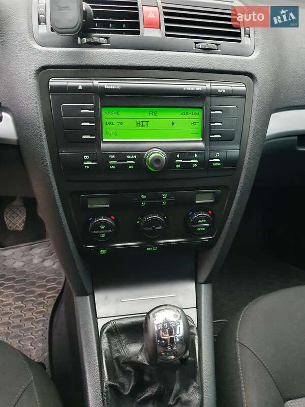 Універсал Skoda Octavia 2008 в Житомирі