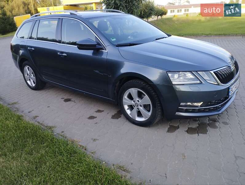 Універсал Skoda Octavia 2017 в Києві фото 46 Універсал Skoda Octavia 2017 в Києві