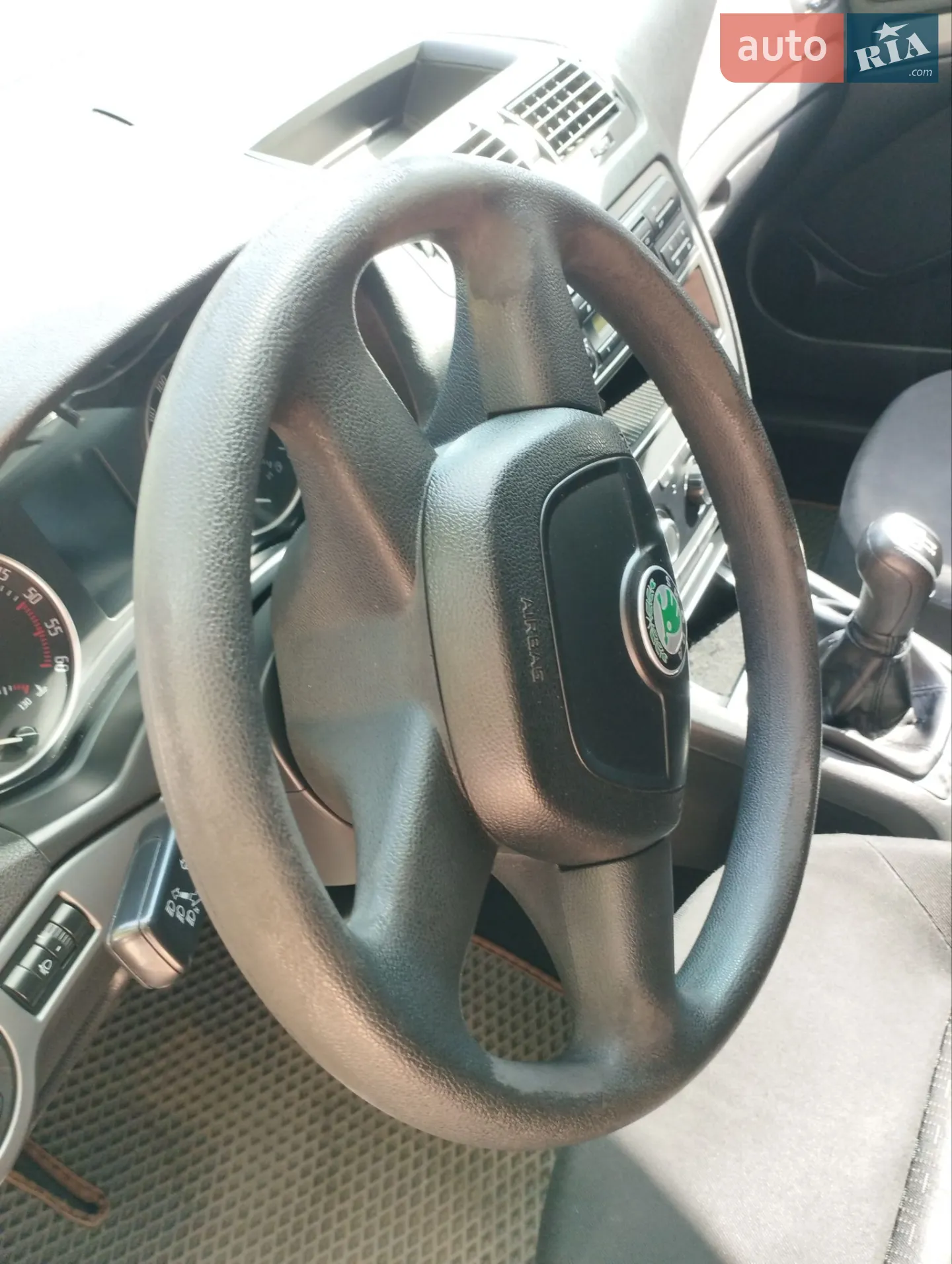 2011 Skoda Octavia - мініатюра 15