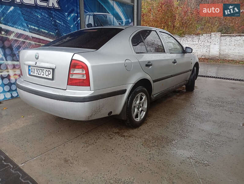 Лифтбек Skoda Octavia 2001 в Полтаве