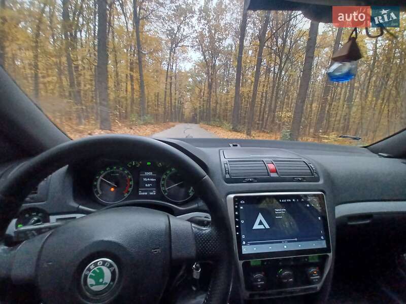 Ліфтбек Skoda Octavia 2006 в Балті