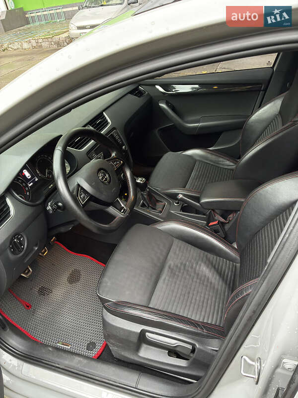 Універсал Skoda Octavia 2016 в Києві фото 11 Універсал Skoda Octavia 2016 в Києві