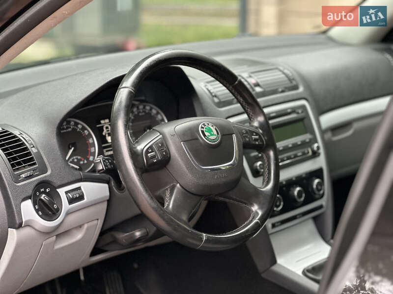 Универсал Skoda Octavia 2010 в Киеве фото 36 Универсал Skoda Octavia 2010 в Киеве