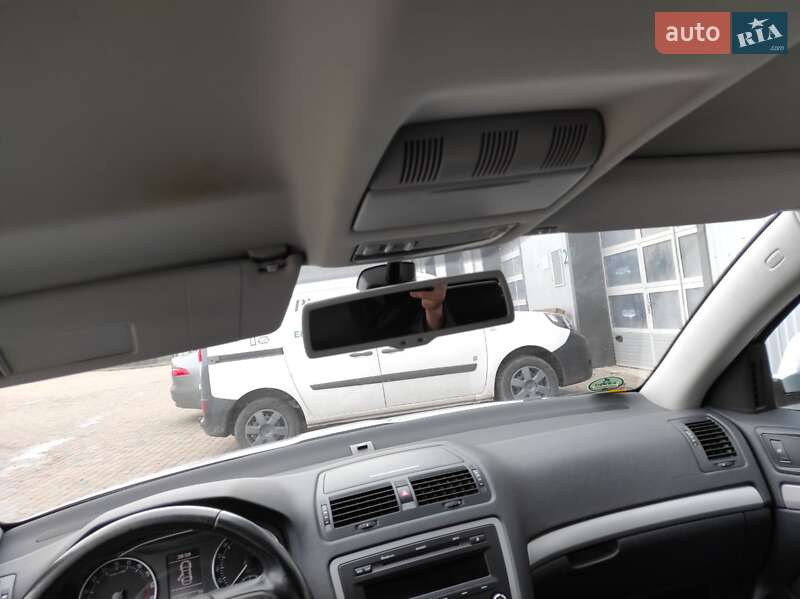 Универсал Skoda Octavia 2010 в Сарнах фото 15 Универсал Skoda Octavia 2010 в Сарнах