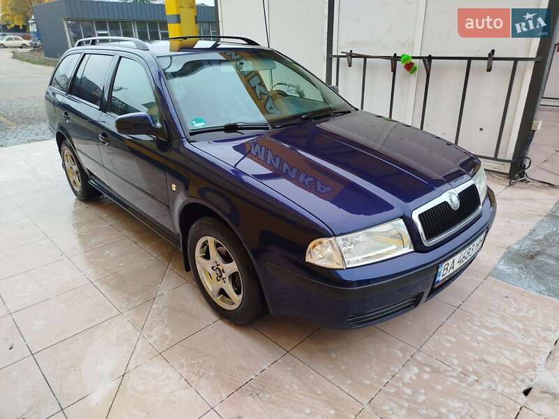 Універсал Skoda Octavia 2004 в Гайвороні