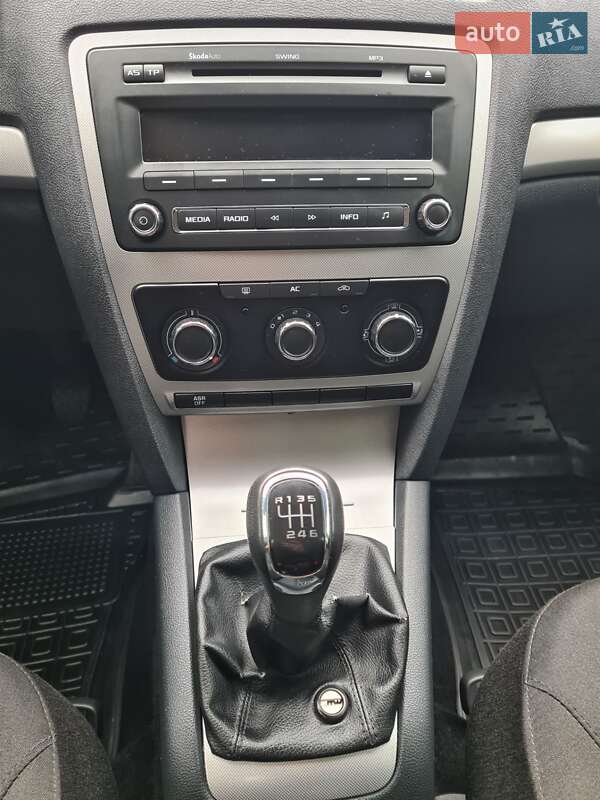 Ліфтбек Skoda Octavia 2011 в Києві фото 29 Ліфтбек Skoda Octavia 2011 в Києві