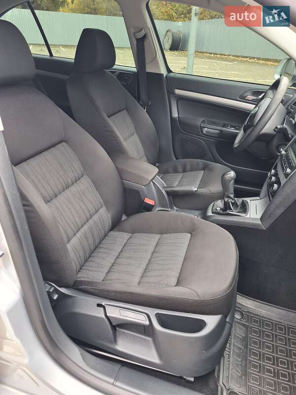 Ліфтбек Skoda Octavia 2011 в Києві фото 39 Ліфтбек Skoda Octavia 2011 в Києві