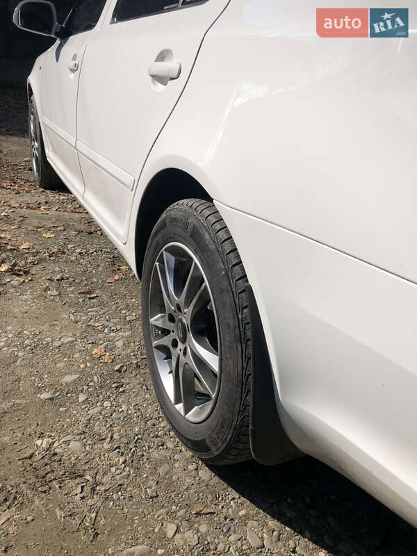 Универсал Skoda Octavia 2012 в Хусте