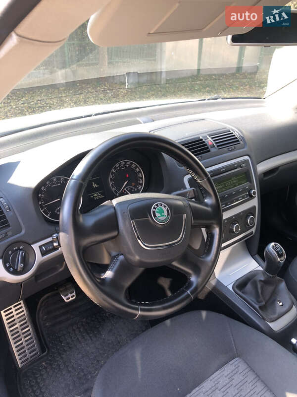 Универсал Skoda Octavia 2012 в Хусте