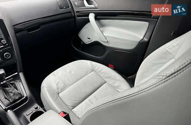 Лифтбек Skoda Octavia 2009 в 