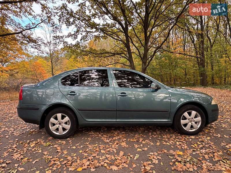 Ліфтбек Skoda Octavia 2004 в Супрунівці