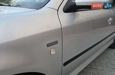 Ліфтбек Skoda Octavia 2005 в  фото 19 Ліфтбек Skoda Octavia 2005 в