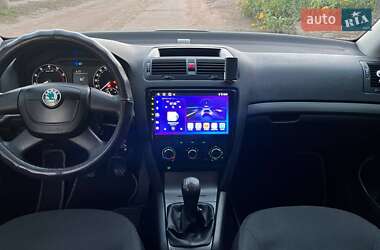 Лифтбек Skoda Octavia 2011 в 