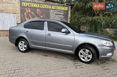 Лифтбек Skoda Octavia 2012 в 