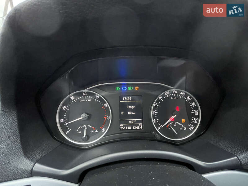 Универсал Skoda Octavia 2010 в Луцке фото 36 Универсал Skoda Octavia 2010 в Луцке