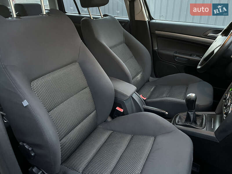 Универсал Skoda Octavia 2005 в Звягеле фото 27 Универсал Skoda Octavia 2005 в Звягеле