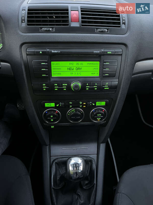 Универсал Skoda Octavia 2005 в Звягеле фото 35 Универсал Skoda Octavia 2005 в Звягеле