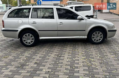 Универсал Skoda Octavia 2002 в  фото 5 Универсал Skoda Octavia 2002 в