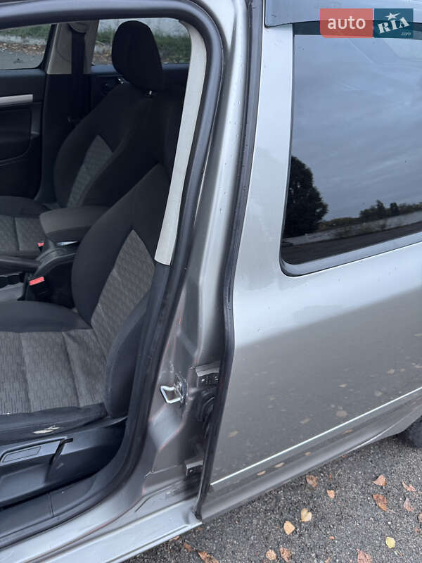 Лифтбек Skoda Octavia 2010 в Павлограде фото 17 Лифтбек Skoda Octavia 2010 в Павлограде