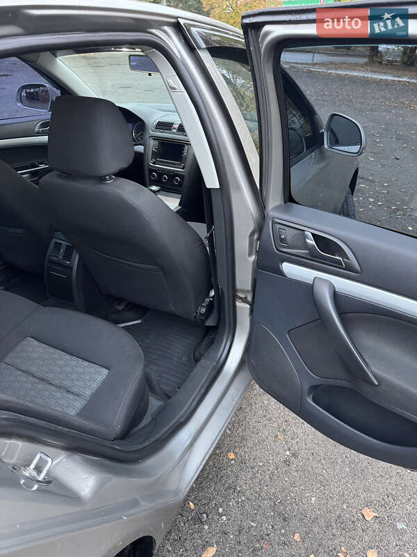 Лифтбек Skoda Octavia 2010 в Павлограде фото 22 Лифтбек Skoda Octavia 2010 в Павлограде
