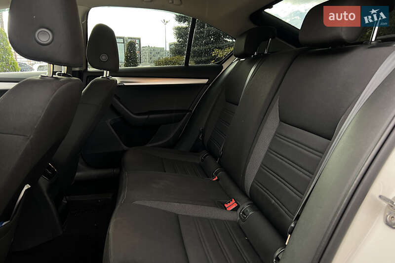 Лифтбек Skoda Octavia 2019 в Львове фото 22 Лифтбек Skoda Octavia 2019 в Львове