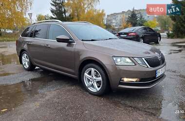 Універсал Skoda Octavia 2017 в Кропивницькому