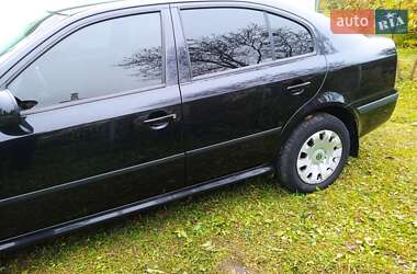 Лифтбек Skoda Octavia 2010 в 
