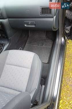 Лифтбек Skoda Octavia 2010 в 