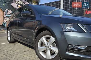Универсал Skoda Octavia 2019 в 