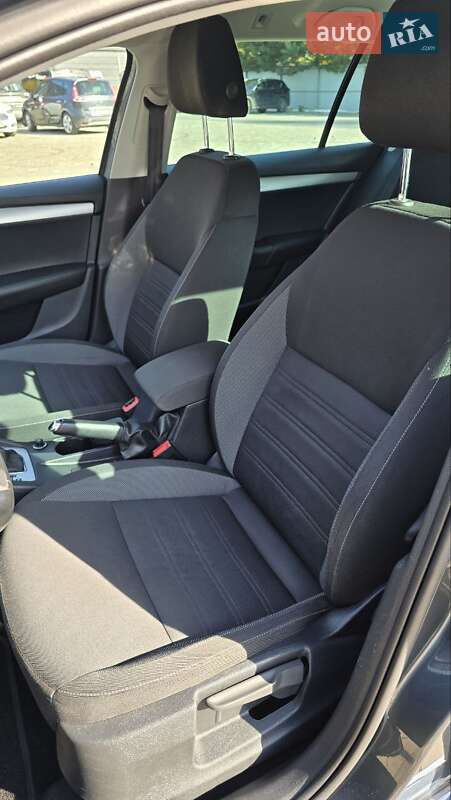 Универсал Skoda Octavia 2019 в Луцке фото 13 Универсал Skoda Octavia 2019 в Луцке
