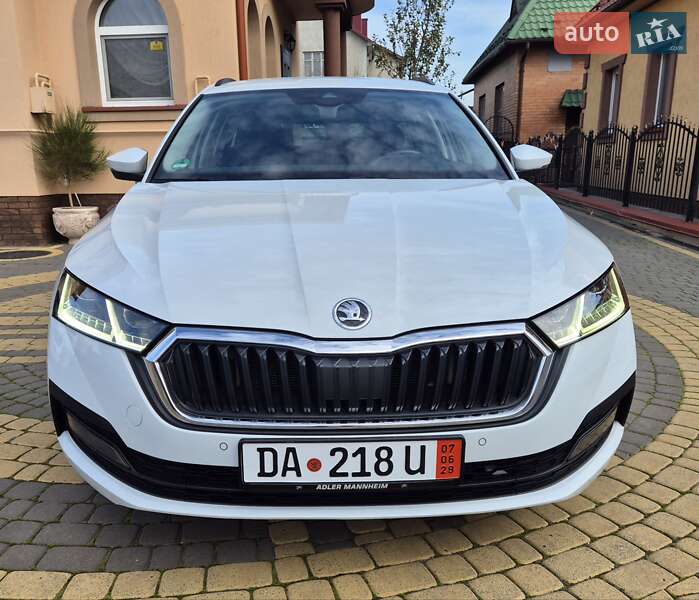 Універсал Skoda Octavia 2022 в Ковелі