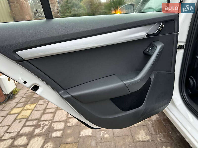 Универсал Skoda Octavia 2016 в Тернополе фото 52 Универсал Skoda Octavia 2016 в Тернополе