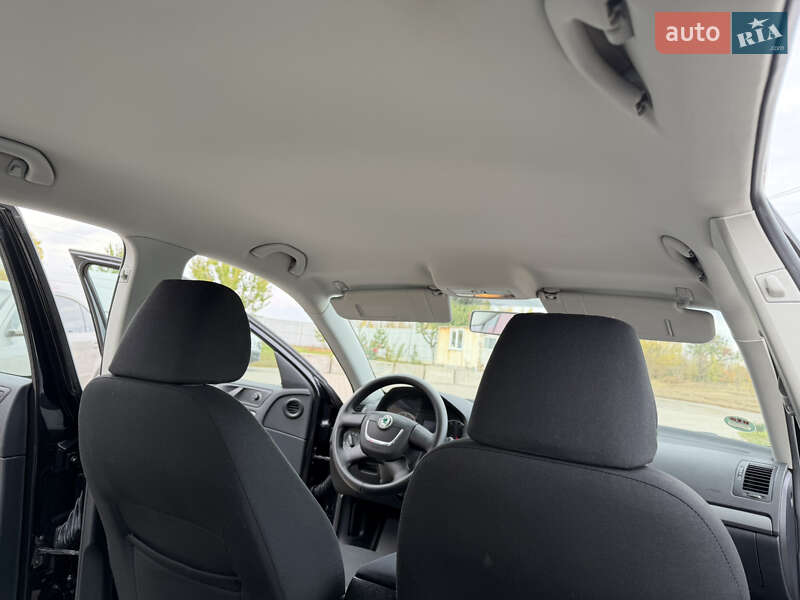 Лифтбек Skoda Octavia 2010 в Лубнах фото 35 Лифтбек Skoda Octavia 2010 в Лубнах