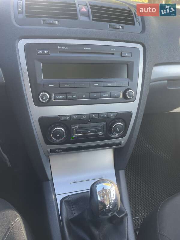 Универсал Skoda Octavia 2009 в Винниках фото 19 Универсал Skoda Octavia 2009 в Винниках