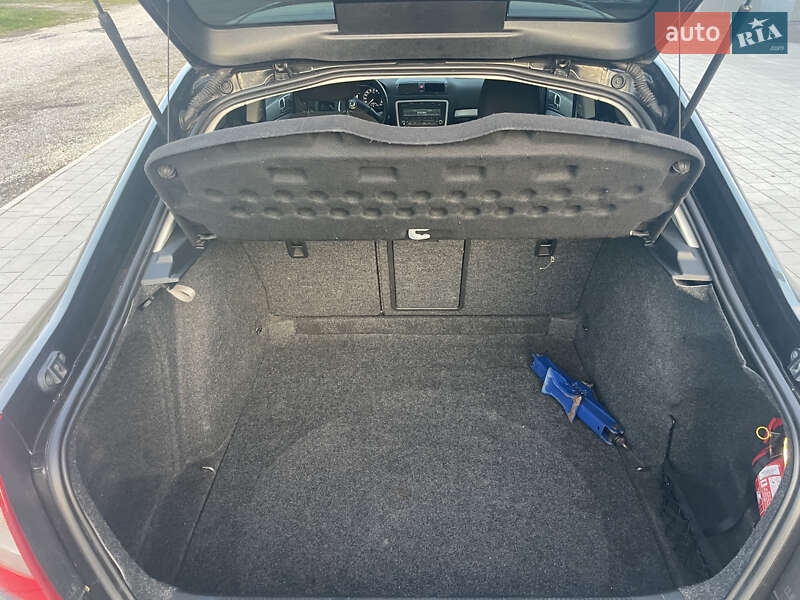 Лифтбек Skoda Octavia 2012 в Виноградове фото 10 Лифтбек Skoda Octavia 2012 в Виноградове