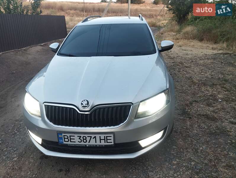 Универсал Skoda Octavia 2013 в Вознесенске фото 4 Универсал Skoda Octavia 2013 в Вознесенске