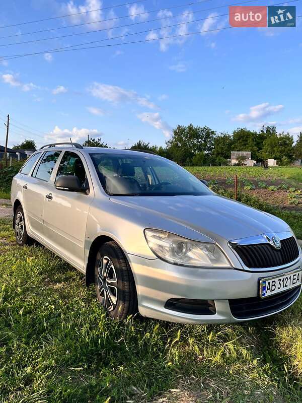 Универсал Skoda Octavia 2011 в Дашеве